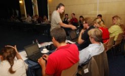Hlavní obrázek, ke článku TOP 09 investuje do vzdělávání svých členů