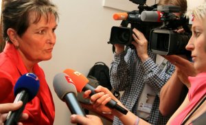 Soňa Paukrtová na tiskové konferenci