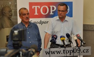 Předseda TOP 09 s 1.místopředsedou