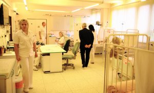 Ministr zdravotnictví Leoš Heger na prohlídce nemocnice U Svatého Jiří v Plzni - Doubravce