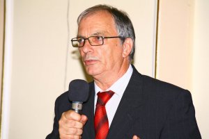 Poslanec za TOP 09 Michal Janek diskutuje s veřejností v Měšťanské besedě v Plzni