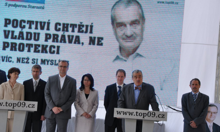 Projekt sKaret není předražený, tvrdí TOP 09 i spořitelna