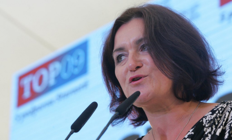 Langšádlová: Sloučení ministerstev je závažný krok