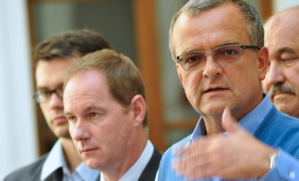Kalousek: Volby v Drábkově odchodu roli nehrály