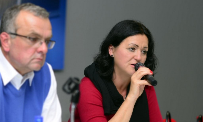 Proč ministr Fischer blokuje podporu exportu?