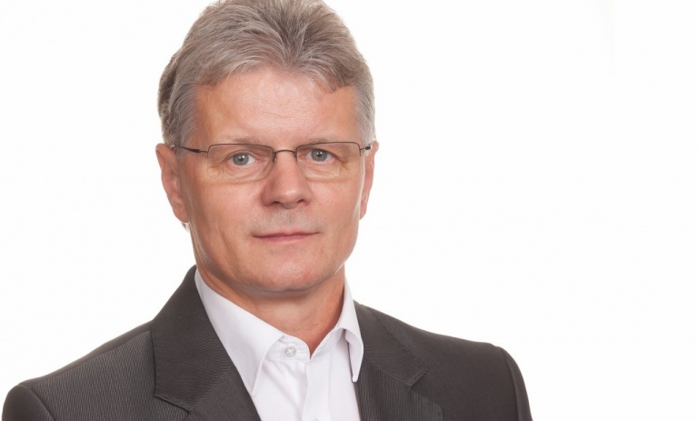 Starostové v čele s Paverou vedou TOP 09 do voleb