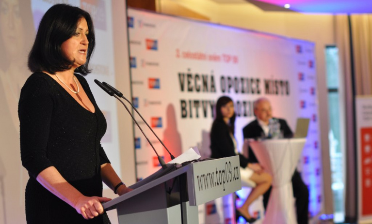 Dvě funkce jeden plat