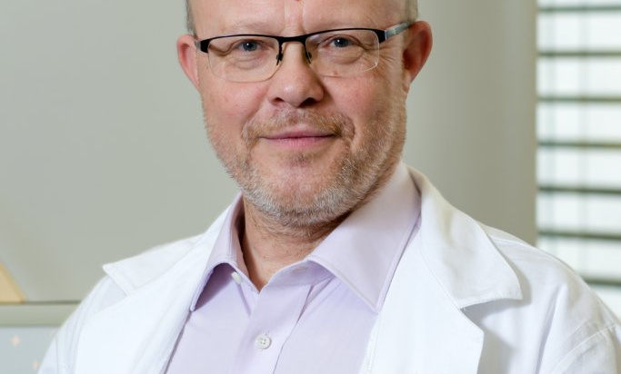 prof. MUDr. Vlastimil Válek, CSc., MBA, EBIR