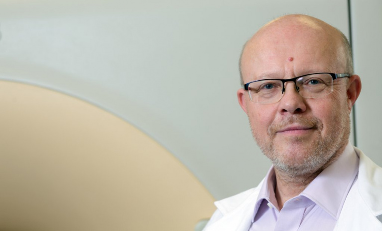 Válek: Medicína toho dovede hodně – peníze však vykouzlit neumí