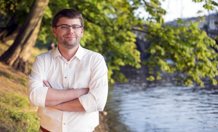 Jakob: Poprvé ve Sněmovně a rovnou flákanec