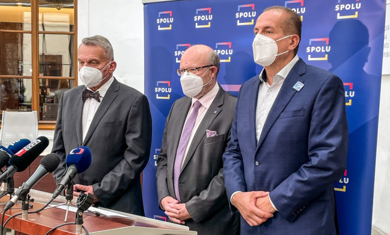 Anticovid tým: Nové onkologické centrum v Praze může ohrozit fungování stávajících onkologických center