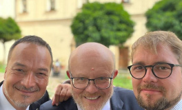 Ministr zdravotnictví Vlastimil Válek navštívil Královéhradecký kraj