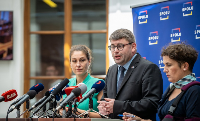 Koalice SPOLU: Média veřejné služby potřebují udržitelný systém financování