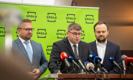 Jakob o čínském kyberútoku: Přátelé data sdílí, nepřátelé kradou