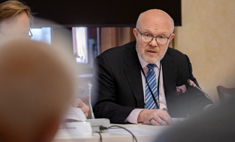 Tři klíčové zákony Ministerstva zdravotnictví schválil Senát. Míří k podpisu prezidenta republiky
