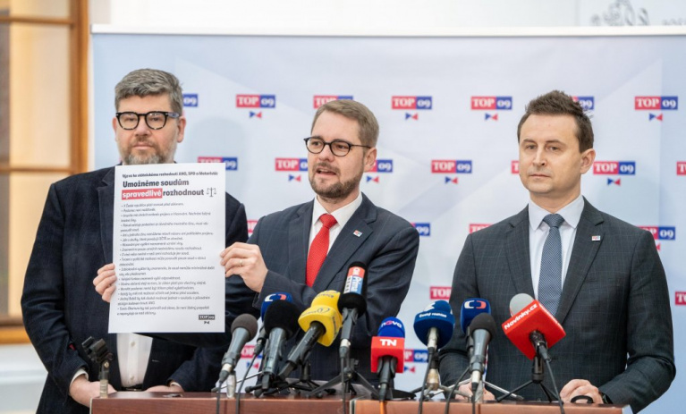 TOP 09 vyzvala koalici: Umožněte soudům nezávisle a spravedlivě rozhodnout o Babišovi a Okamurovi