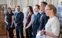 TOPAZ ocenil talentované studenty v Senátu Parlamentu České republiky