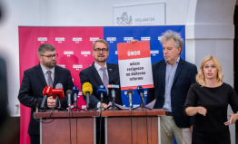 TOP 09: Vláda roztrhala pravidla rozpočtové odpovědnosti. Účet pošle našim dětem