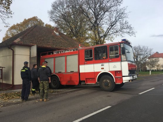 Nové hasičské auto v Branišovicích