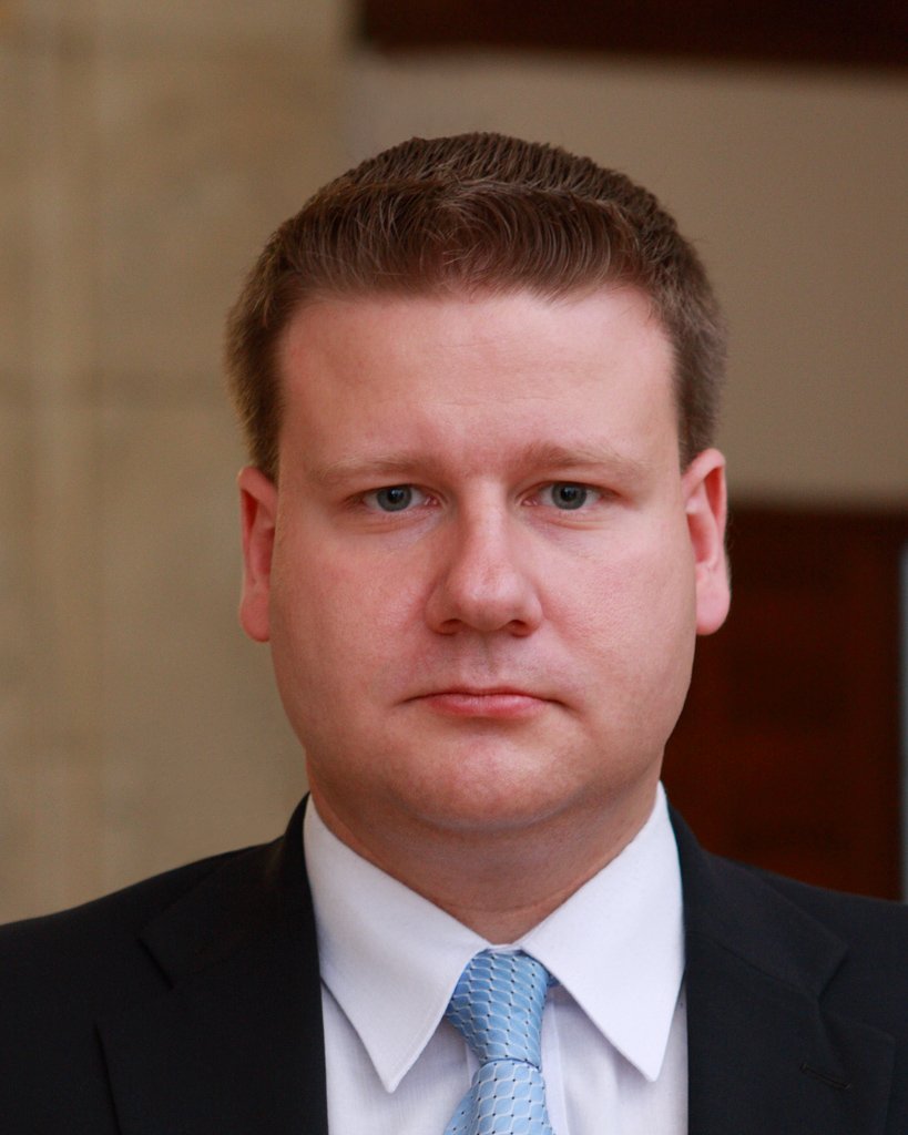 Řešme konkrétní problémy regionu místo věštění z koule