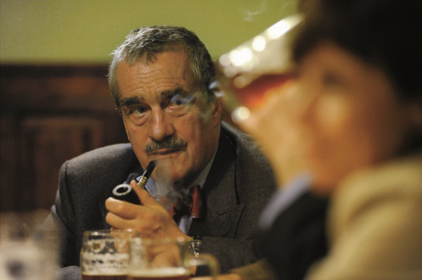 Schwarzenberg: Zemanova nabídka? Těšínské jablíčko