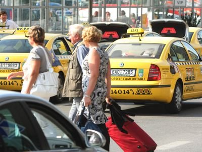 Taxi z letiště? Jde to i důstojně!