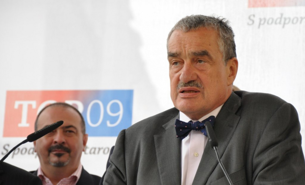 MZV: Ambasádu v Kolumbii nezavřel Schwarzenberg