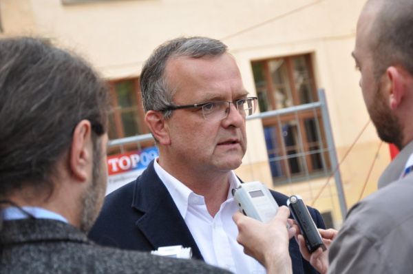 Kalousek o heslu ČSSD: Fungující stát může být i diktatura