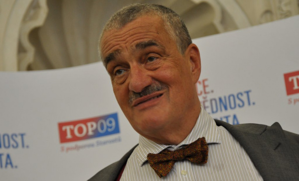 Zase předseda? Tak jo, říká Karel Schwarzenberg