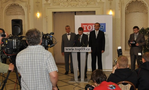 TOP 09: Koaliční dohody se musí realizovat důsledně