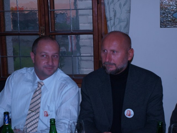 Co říkáme na současné dění v Praze (protesty odborářů) a v Liberci (neshody uvnitř TOP 09)?