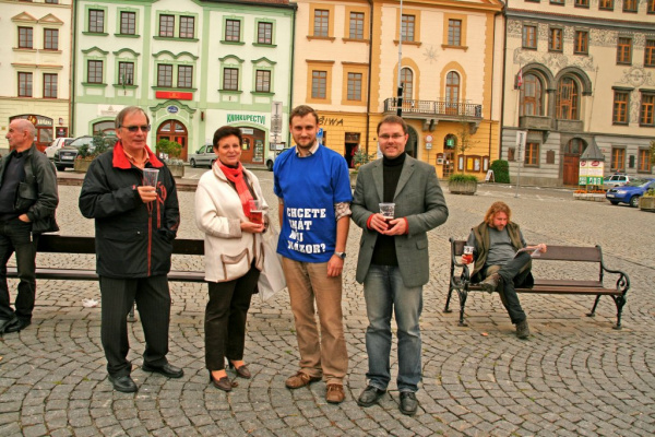 Na Klatovském náměstí se v pátek debatovalo o komunálním programu