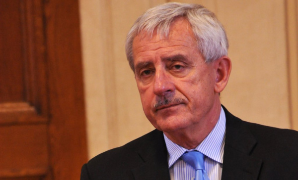 Heger: Učiním další pokus o zvýšení odvodů za „státní pojištěnce“