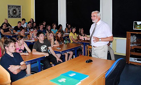 Beseda se studenty Gymnázia Aloise Jiráska v Litomyšli
