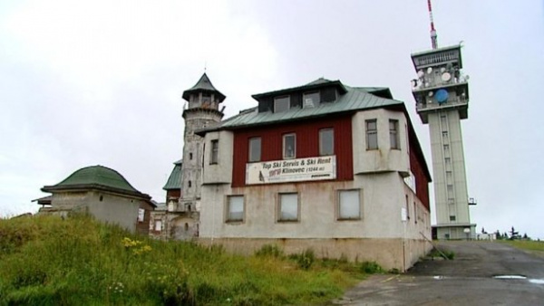 Historický hotel na Klínovci je v žalostném stavu
