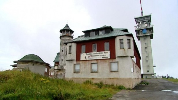 Historický hotel na Klínovci je v žalostném stavu
