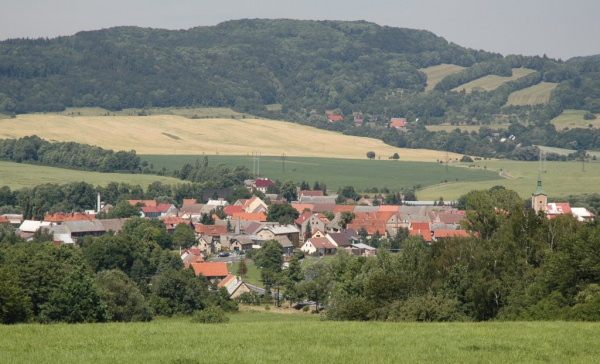 TOP 09: Spravedlivější dělení daní přinese obcím více peněz