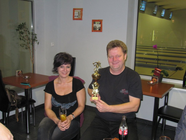 1. ročník turnaje TOP 09 v Bowlingu.