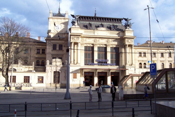 TOP 09: Prozatím zásadní NE prodeji pozemků ČD