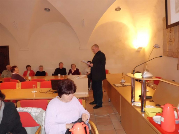 Zdeněk Bezecný přednášel na Akademii 3. věku v Prachaticích