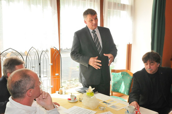 Dohnálek: Zásadní změna v systému sběru tříděného odpadu (papír a plasty) a vyhodnocení po 8 měsících provozu