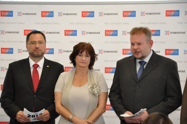 Kdybych byla Parkanová, požádám o vydání