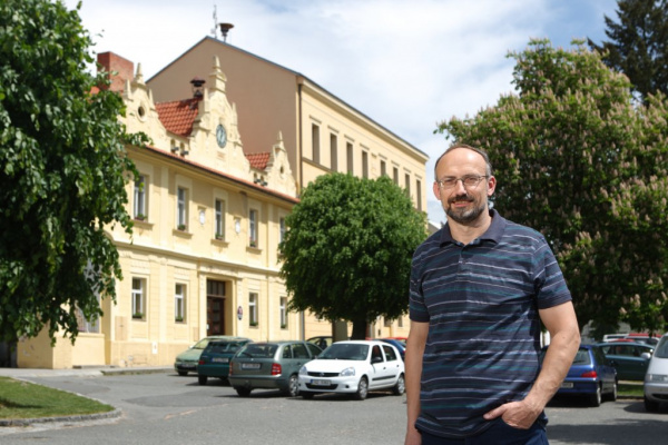 Dřív nesmělý sadař, který dokázal jít proti proudu