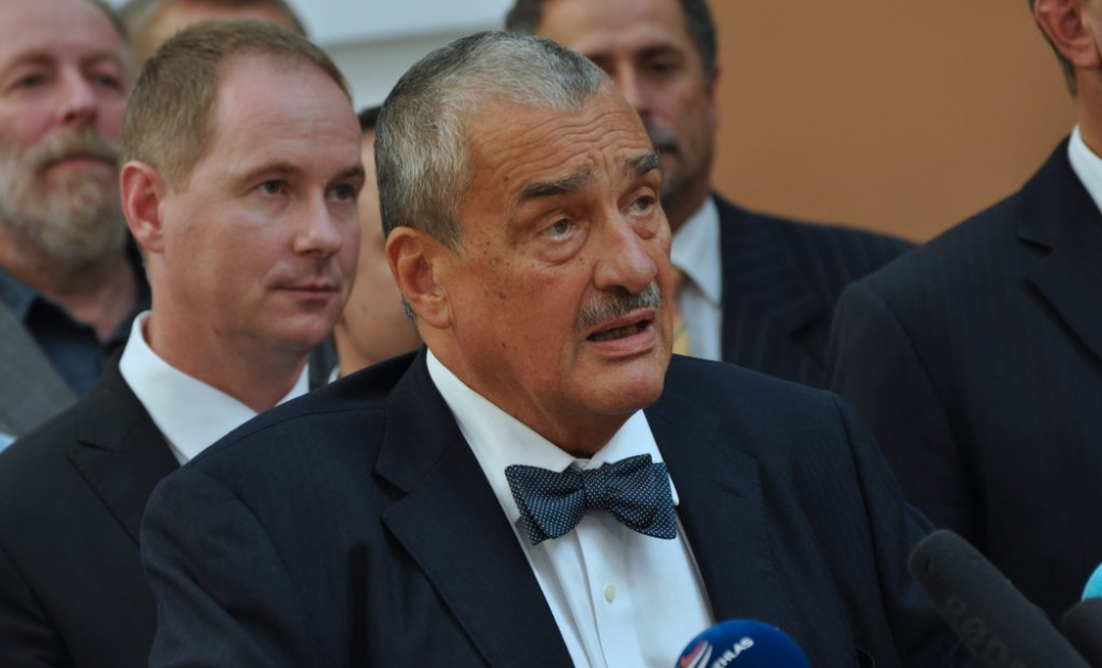 Schwarzenberg: Budeme držet pohromadě