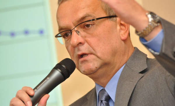 Kalousek: Na podzim spustíme zrychlené odpisy