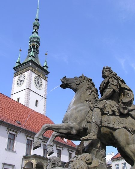 Absurdní dělení Olomouce na pět volebních obvodů zřejmě skončí.