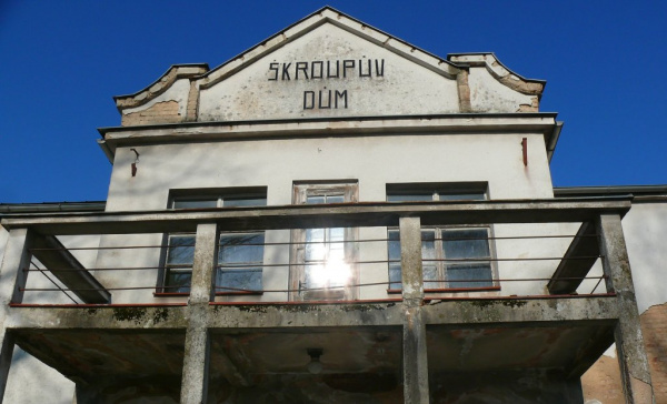 Osice vložily do fondu na záchranu Škroupova domu 200 tisíc korun