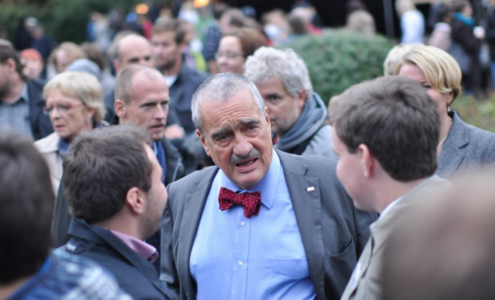 Schwarzenberg: Jdu do toho kvůli Zemanovi