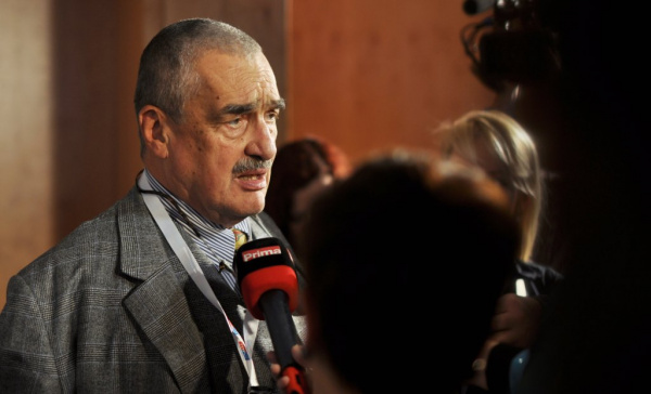 Schwarzenberg: Krymský scénář nikdy nepřestal 