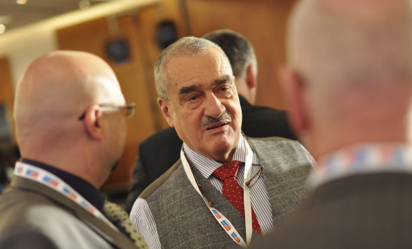 Schwarzenberg: Jedině EU může Ukrajině skutečně pomoci 